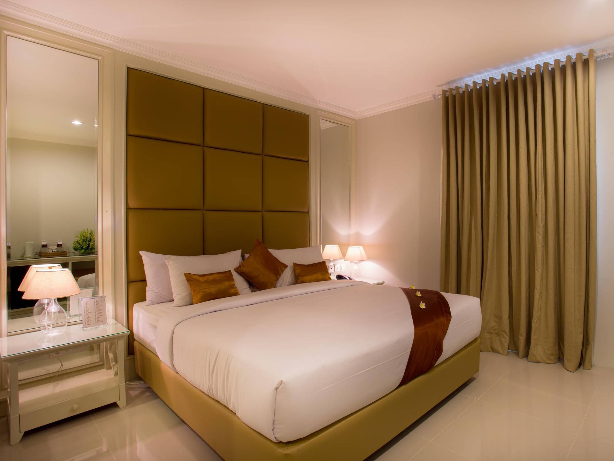 Amalfi Hotel Seminyak Extérieur photo