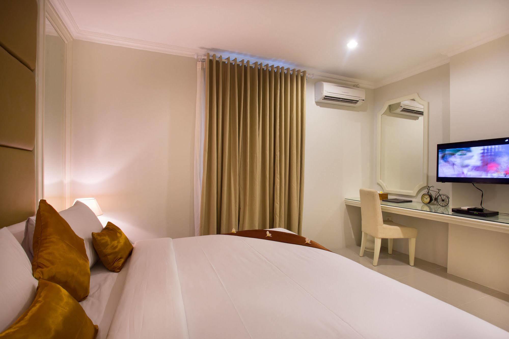 Amalfi Hotel Seminyak Extérieur photo